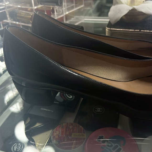 Salvatore Ferragamo women’s heels - Picture 2 of 5